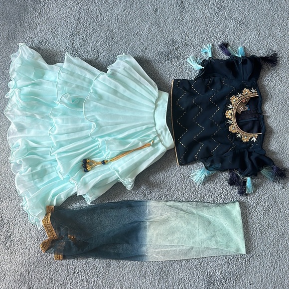 Toddler choli- sky blue color, size 18x20. Indian wear.
